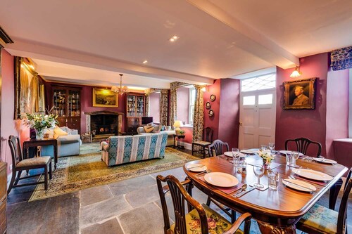 The West Wing at Trevadlock Manor