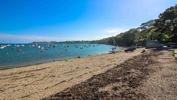 Beach nearby - The Studio at Loe Beach (Truro)