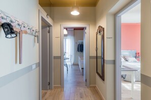Suíte conforto, 2 quartos | Camas com colchões de espuma com sistema de memória