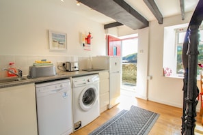 Cottage | Private kitchen