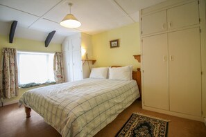 2 bedrooms, free WiFi - Crotchet Cottage (Truro)