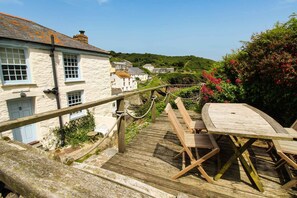 Balcony - Cove Cottage (Truro)