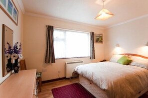 3 phòng ngủ, nôi (giường cho trẻ sơ sinh) miễn phí