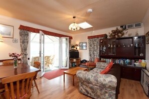 Living area - Comehither (Wadebridge)