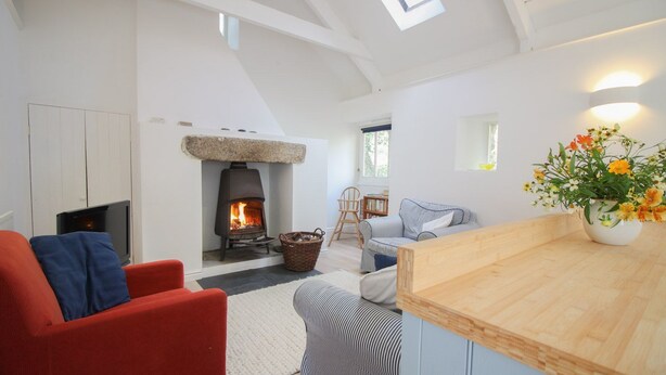 Living area - Crugsillick Studio (Truro)
