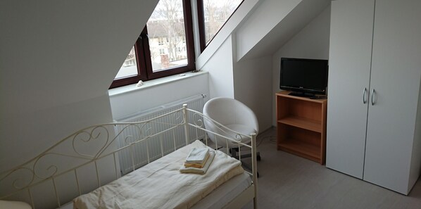 Family Room | Bed sheets - Marstall Kassel (Kassel)