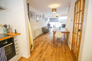 Living area - Fal River Town House (Falmouth)