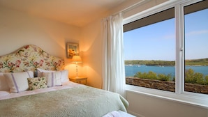 5 chambres, lits bébé (gratuits), Wi-Fi gratuit