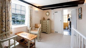 Living area - Ferryman's Cottage (St Austell)