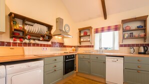 Private kitchen - Fallow at Pollaughan (Truro)