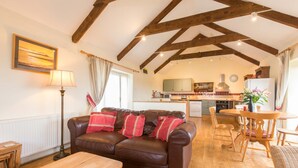 Living area - Fallow at Pollaughan (Truro)