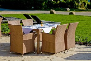 Restauration en plein air