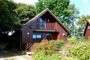 Front of property - Greenaway Lodge (Truro)