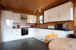 Private kitchen - Greenaway Lodge (Truro)