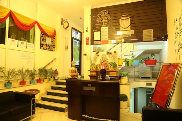 Reception - Anantkoti Hotel (New Delhi)