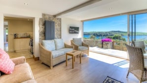 Living area - Hideaway (Truro)