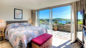 Room - Hideaway (Truro)