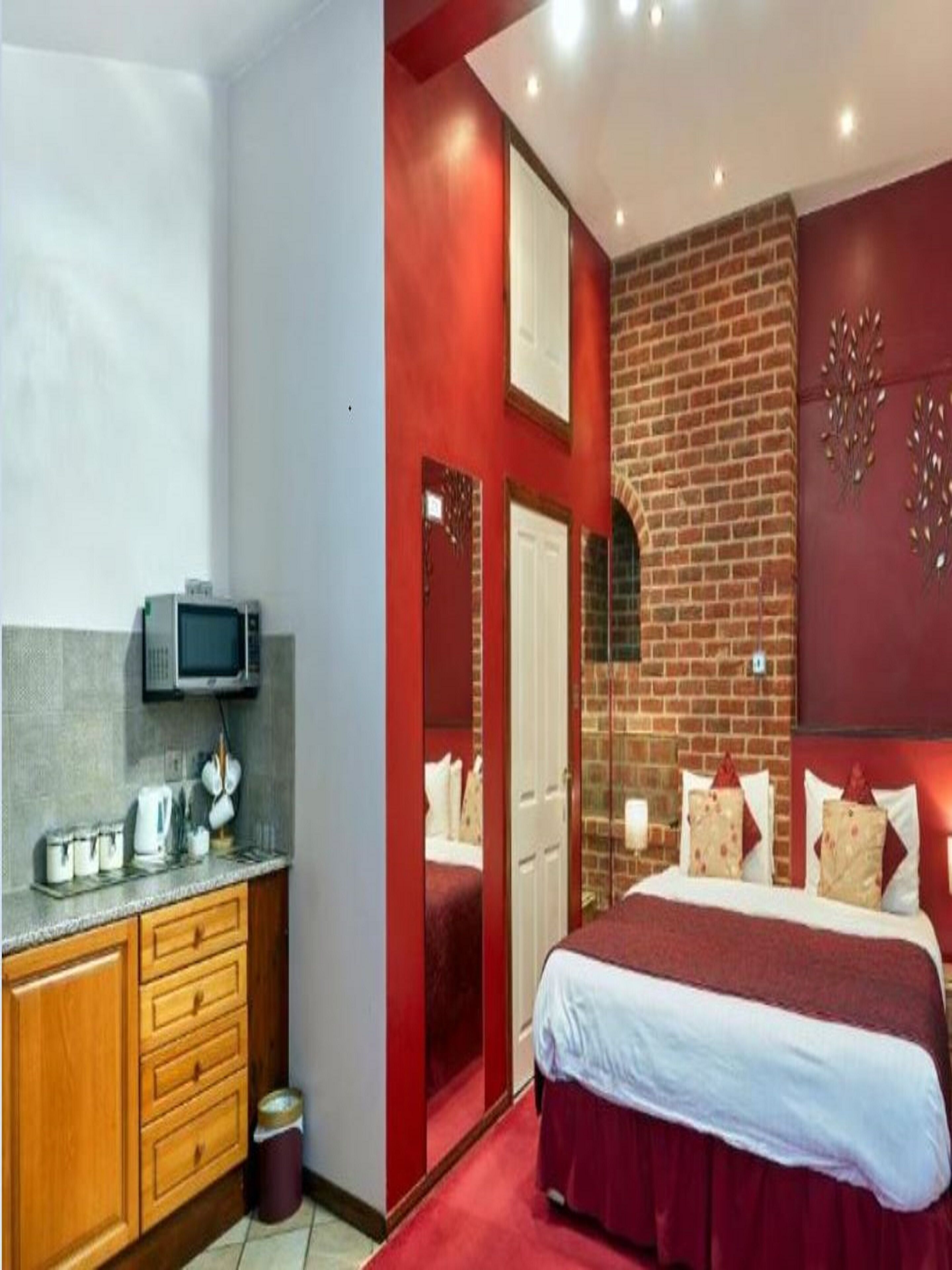 Photo - Conifers Guest House