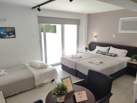 Estudio Deluxe, terraza | 1 dormitorio y ropa de cama de alta calidad