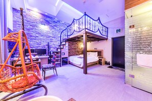 Sky View Room | Free WiFi, bed sheets, wheelchair access - LA View Hotel (Seoul)