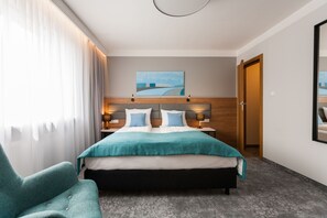 Premium bedding, in-room safe, soundproofing, iron/ironing board - K4 Aparthotel Kraków (Kraków)