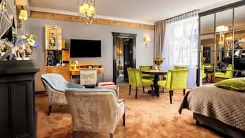 Suite | Ropa de cama de alta calidad, colchones viscoelásticos, minibar