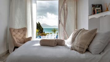 Classic House, 2 Bedrooms, Non Smoking, Sea View | 2 bedrooms, blackout drapes, iron/ironing board, free cribs/infant beds