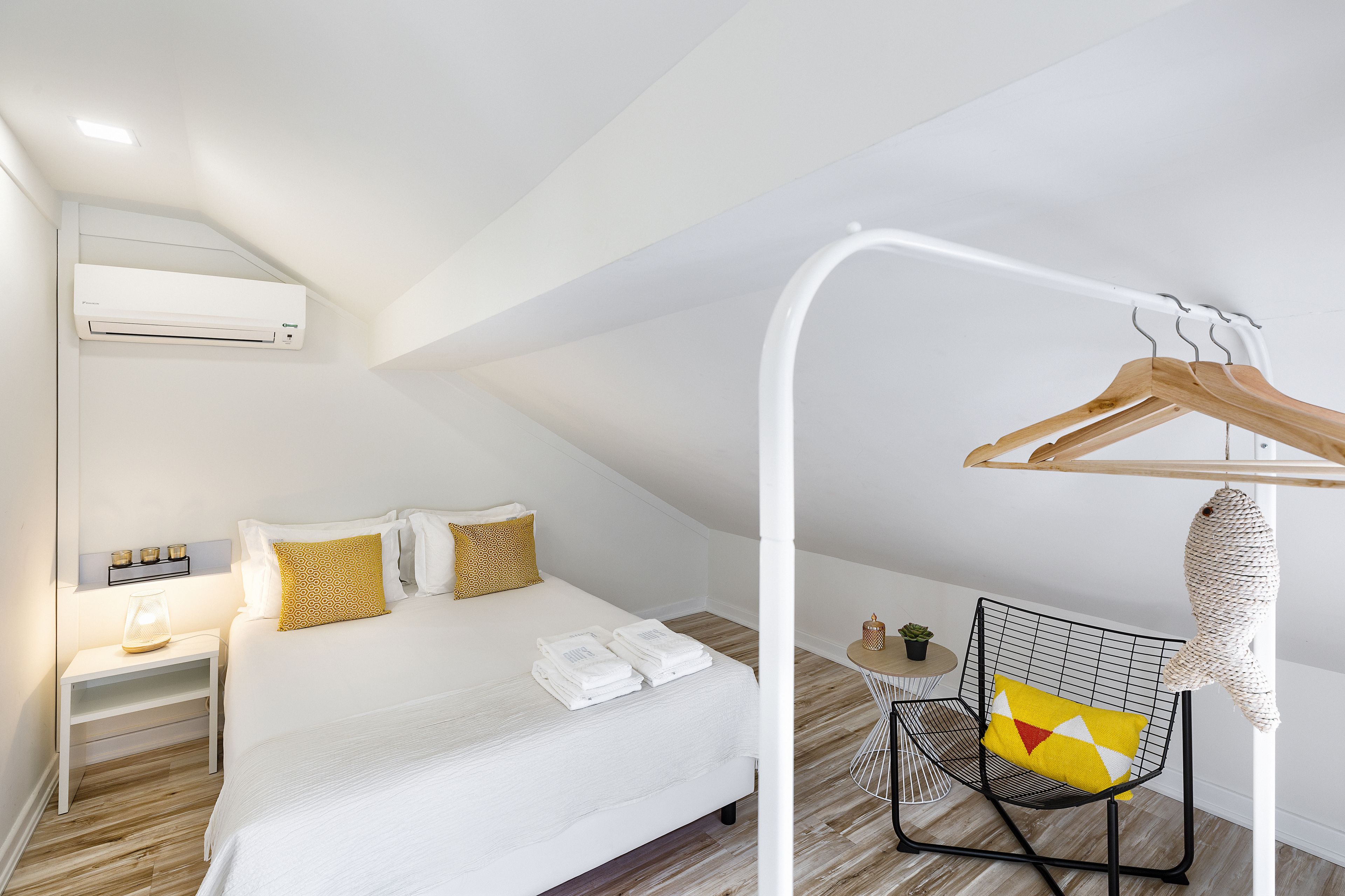 Photo - JR Studios & Suites I Rius I