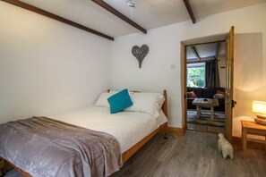 3 Schlafzimmer, kostenlose Babybetten, kostenloses WLAN