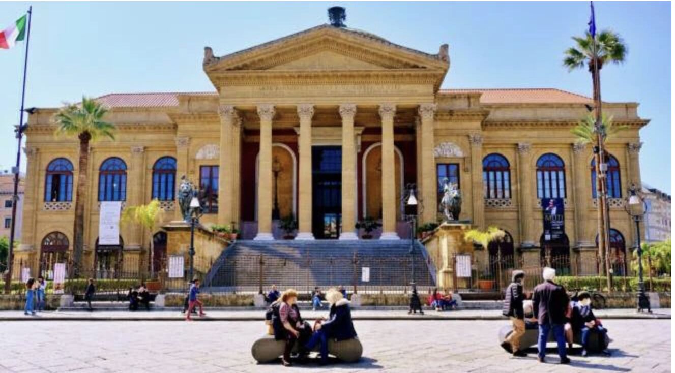 Foto - B&B Matteo Bonello - Fianco Cattedrale