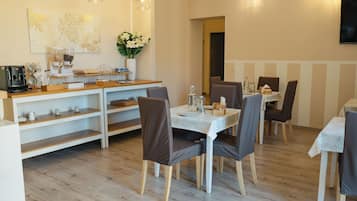 Frokostbuffé er inkludert hver dag