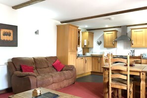 Living area - Karensa Cottage (Falmouth)