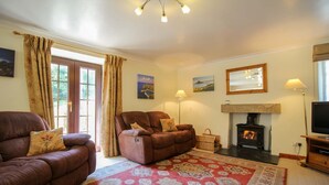 Unclassified image, 4 of 29, button - Lestowder Cottage (Helston)