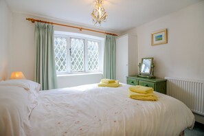 3 bedrooms, free cribs/infant beds, free WiFi - Lamellen Lodge (Bodmin)