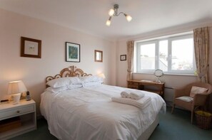 2 多间卧室、免费 WiFi