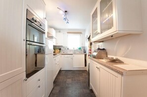 Highchair - Little Egret (Truro)