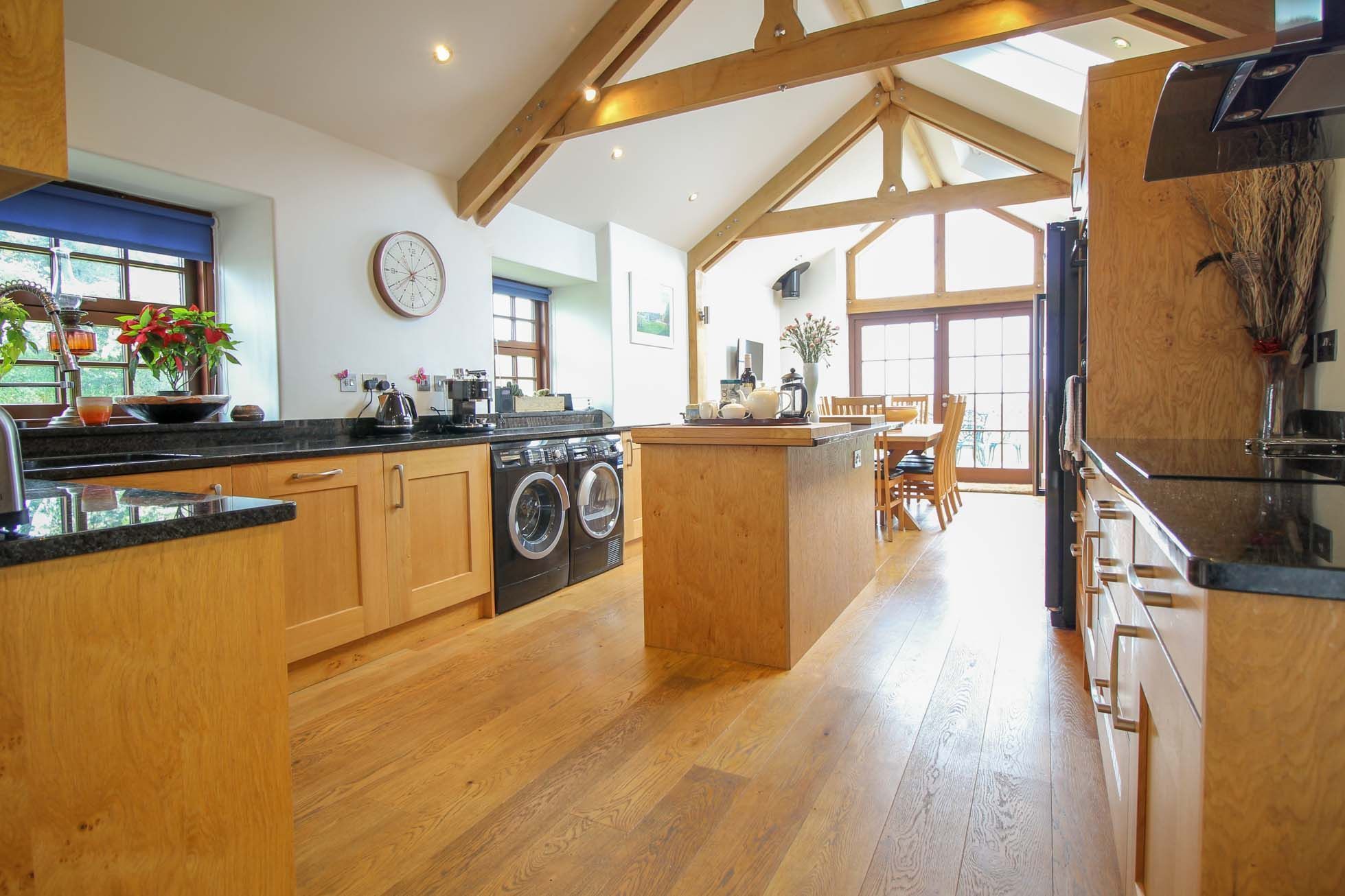 Hochstuhl, Kochgeschirr/Geschirr/Besteck