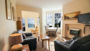 Living area - Lower Tresulian (Truro)