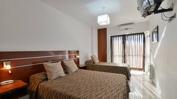 Minibar, in-room safe, iron/ironing board, free WiFi