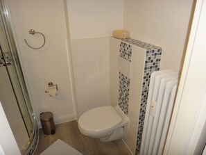 Apartment ("Hannah" (incl Cleaning Fee)) | Badezimmer | Dusche, Haartrockner