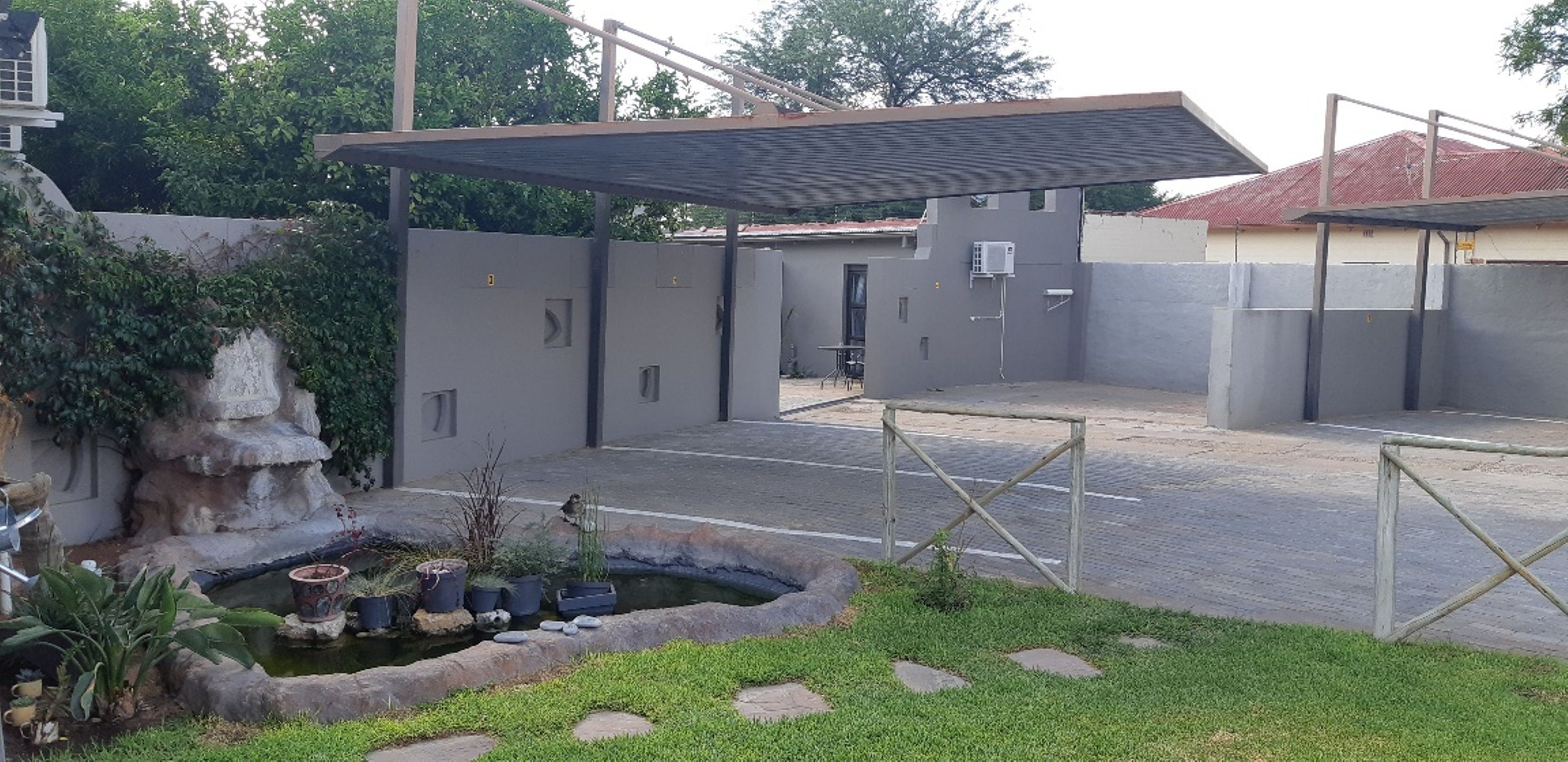 Aparcamiento sin asistencia gratuito