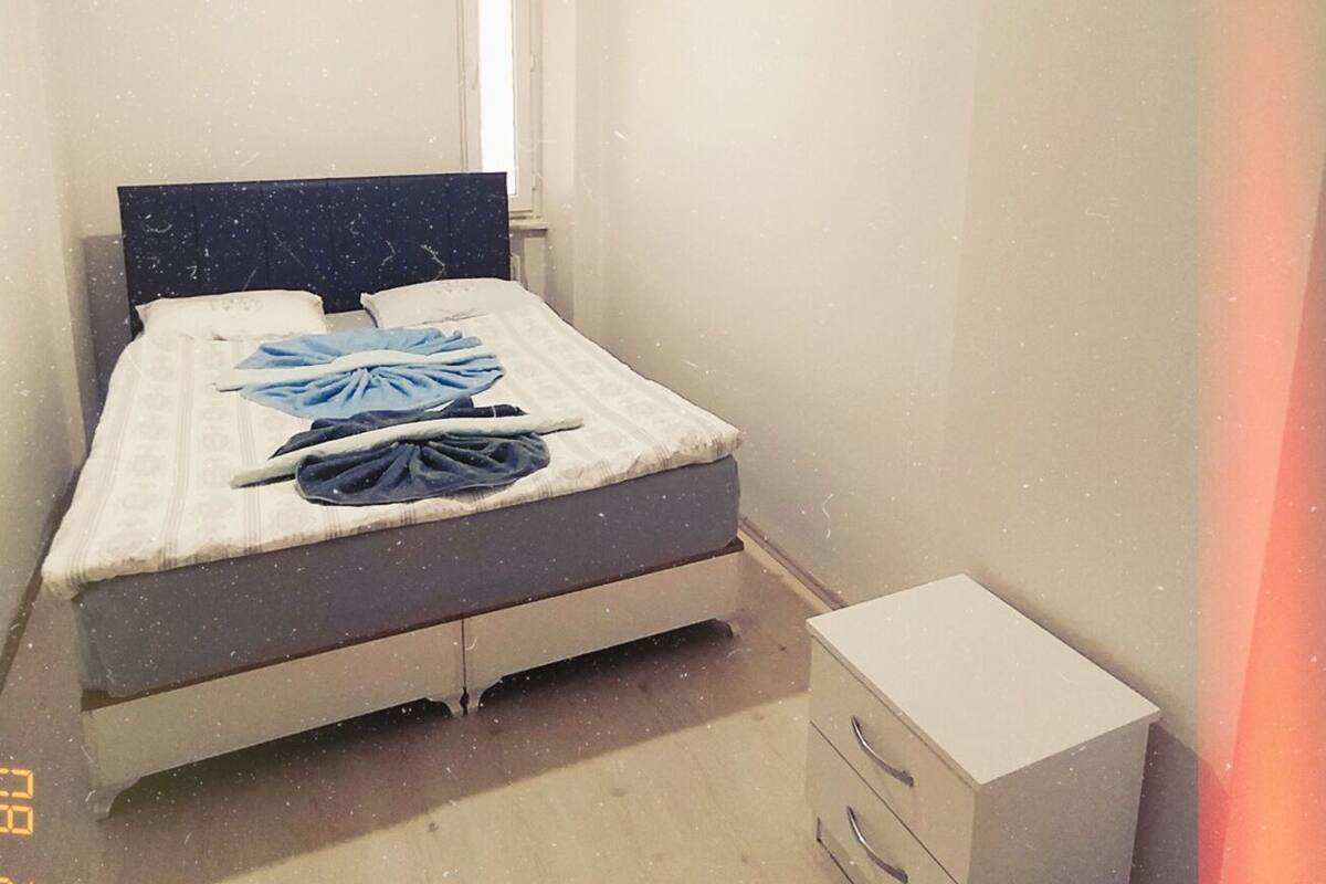 Apartment, 1 Bedroom | WiFi (free), bed sheets