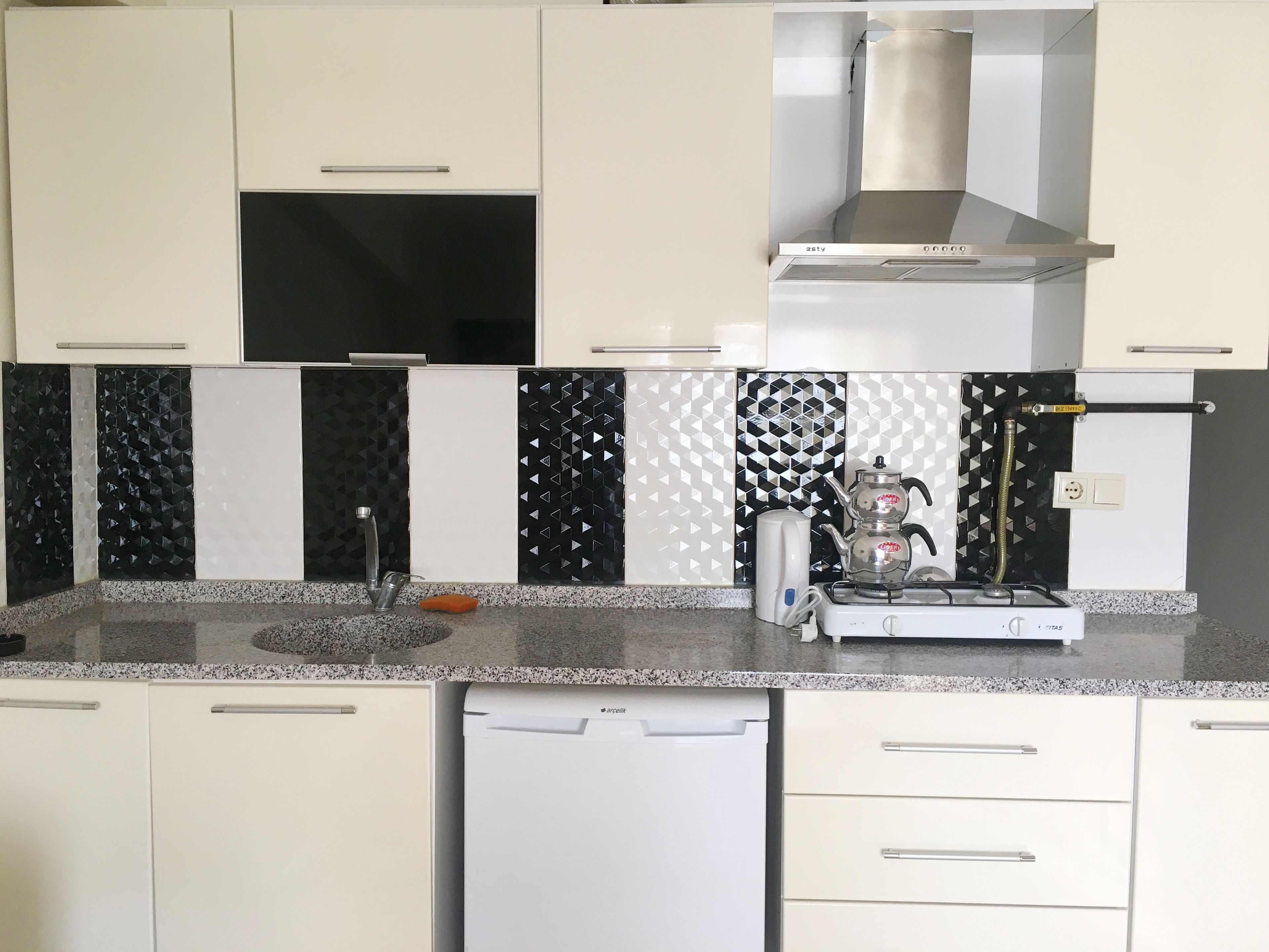 Departamento, 1 habitación | Cocina privada | Refrigerador, parrilla de estufa y tetera eléctrica 