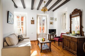 Interior - Philarmonic Orchestra Apartment By Konnect (Corfu)