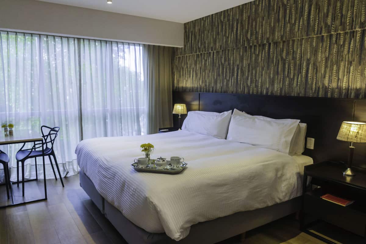 Standard-Doppel- oder -Zweibettzimmer