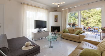 Marina Gouvia Family Villa By Konnect