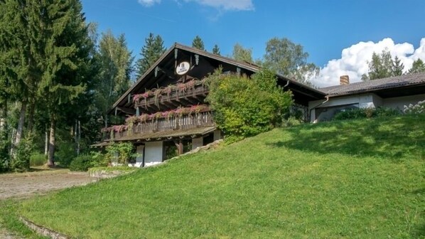 Front of property - Hotel Buchberg (Schoensee)