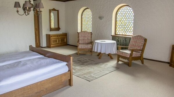 Double Room, Mountain View | Cribs/infant beds, rollaway beds, free WiFi