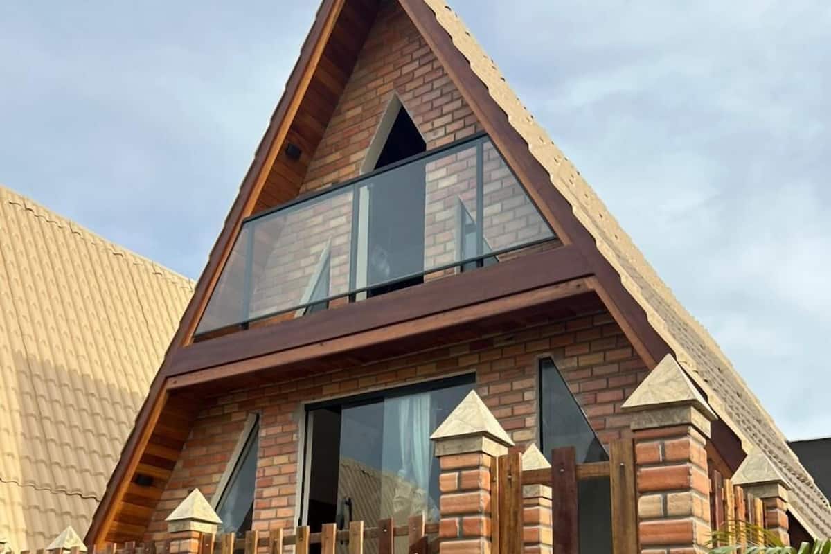 10 bedrooms, premium bedding, memory foam beds, minibar