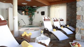 Sauna, hot tub, steam room